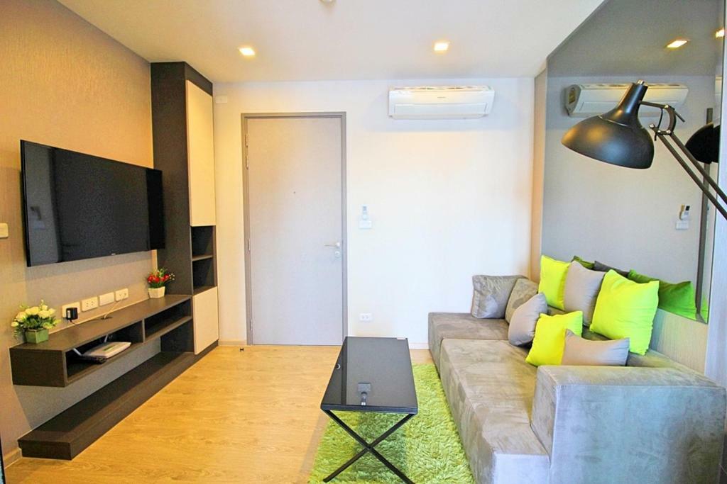 The Base - Large Luxury, 1 Bedroom, Sea View - Centre - 963 Apartemen